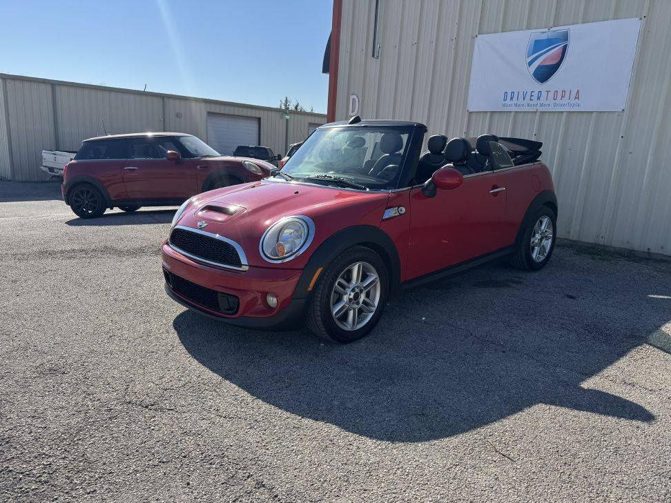 MINI COOPER CONVERTIBLE 2012 WMWZP3C53CT250893 image